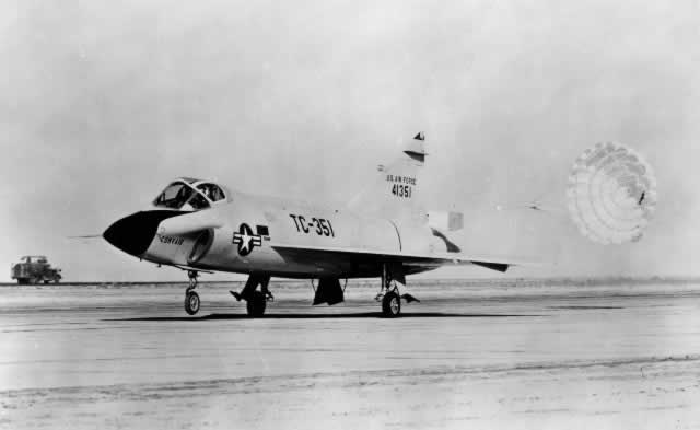 U.S. Air Force TF-102A Delta Dagger S/N 41351, Buzz Number TC-351 U.S. Air Force TF-102A Delta Dagger S/N 41351, Buzz Number TC-351