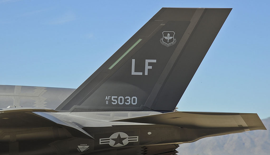 Tail markings on USAF F-35 Lightning II, 11-5030, with Tail Code LF (Luke AFB, Arizona) Tail markings on USAF F-35 Lightning II, 11-5030, with Tail Code LF (Luke AFB, Arizona)