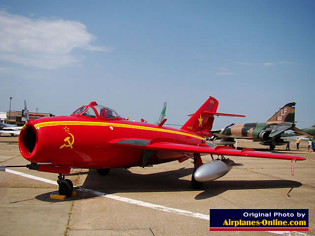Mikoyan MiG-17 on display during an airshow in Tyler, Texa Mikoyan MiG-17 on display during an airshow in Tyler, Texa
