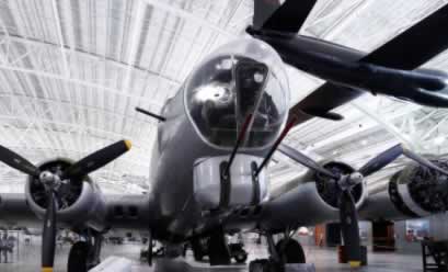 B-17 Flying Fortress King Bee B-17 Flying Fortress King Bee