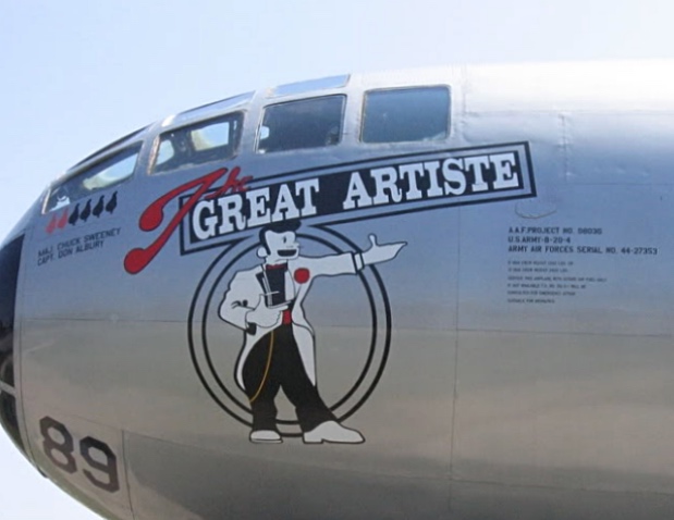 Nose view of the B-29 Superfortress "The Great Artiste" at Whiteman AFB in Missouri Nose view of the B-29 Superfortress "The Great Artiste" at Whiteman AFB in Missouri