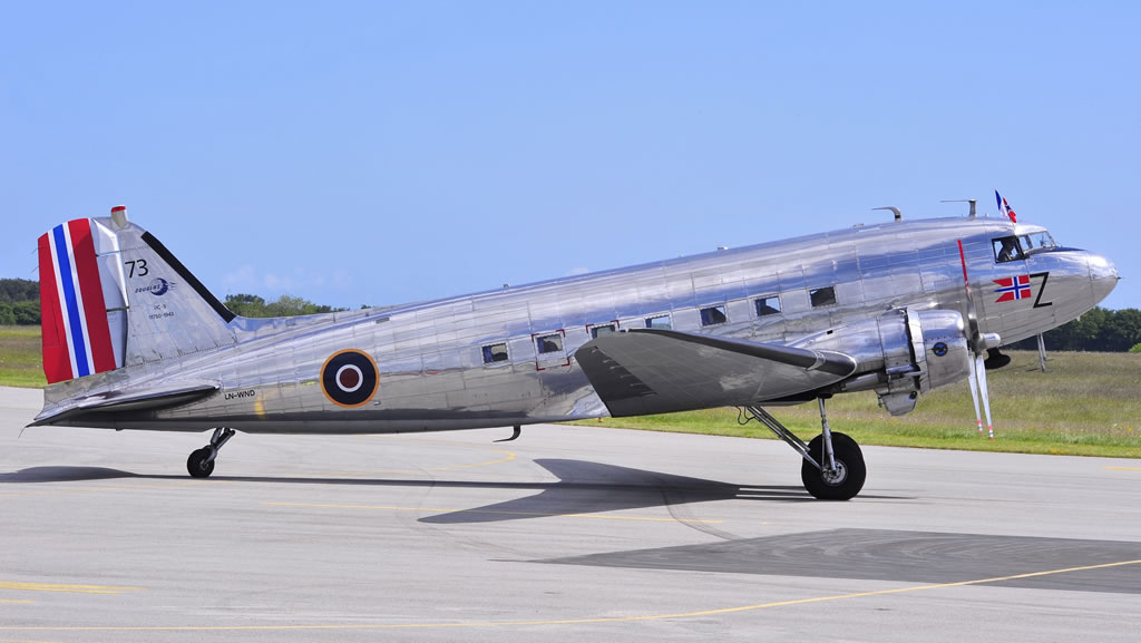 Douglas C-53D-DO Sky Trooper, S/N 11750, Registration LN-WND, at Cherbourg, France Douglas C-53D-DO Sky Trooper, S/N 11750, Registration LN-WND, at Cherbourg, France