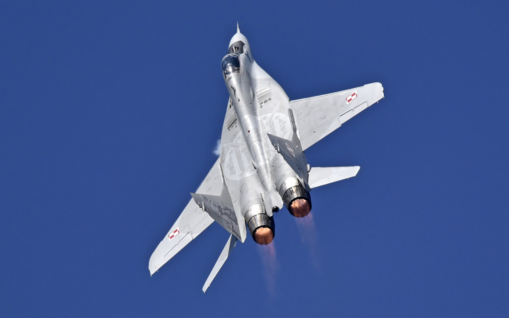 Mikoyan Mig-29 of the Polish Air Force in flight Mikoyan Mig-29 of the Polish Air Force in flight