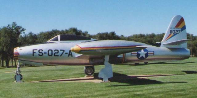 F-84E Thunderjet, S/N 51-1027, on display at Cannon Air Force Base, Clovis, New Mexico F-84E Thunderjet, S/N 51-1027, on display at Cannon Air Force Base, Clovis, New Mexico